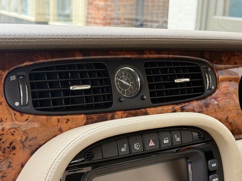 Used Jaguar XJ 2025 for sale - 76292175: Photo 40