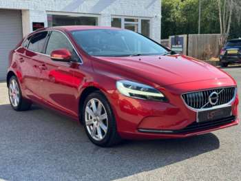 Used Volvo V40 2019 for sale - 75024810: Photo