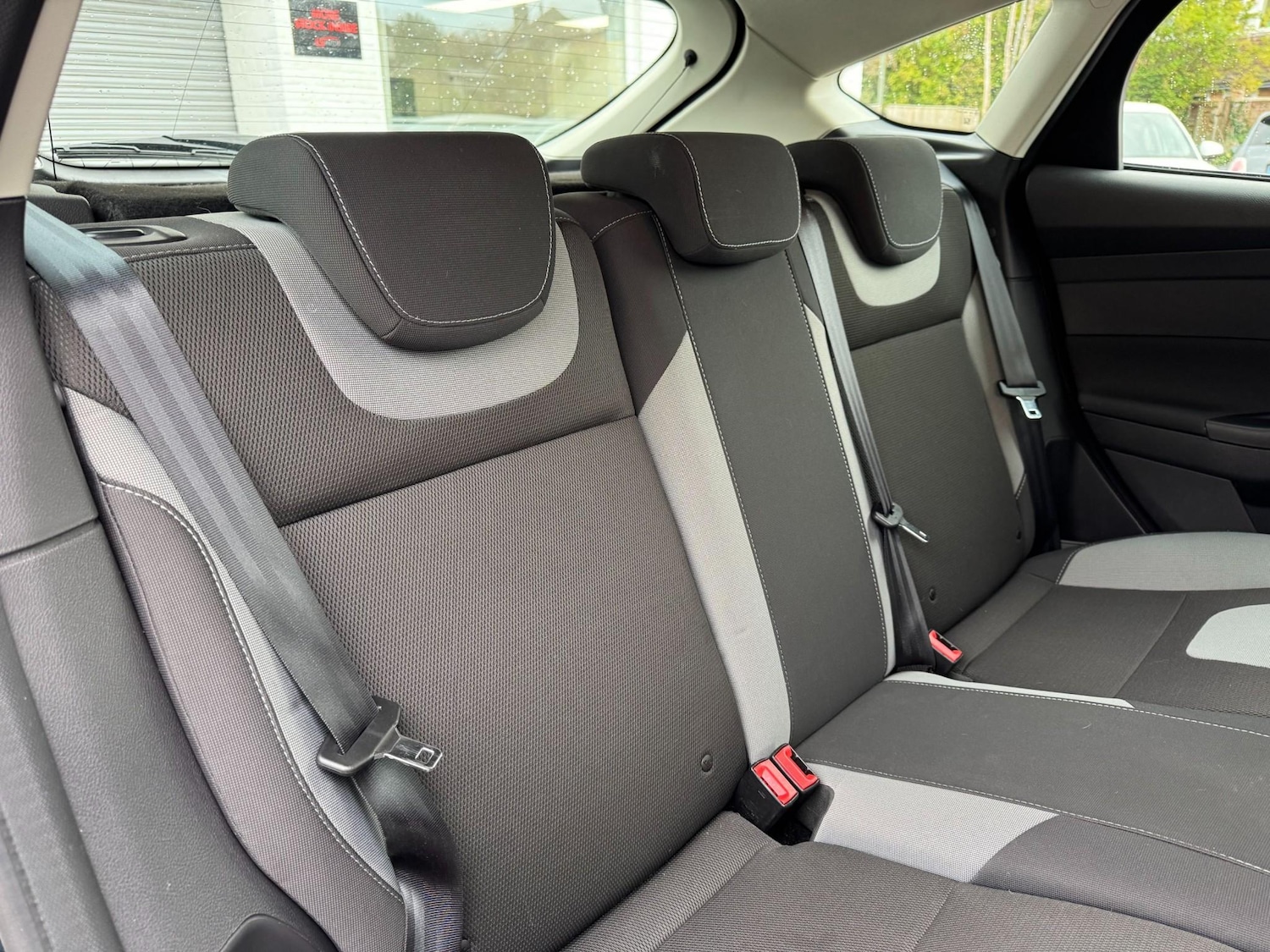 Used Ford Focus 2012 for sale - 76480570: Photo 19