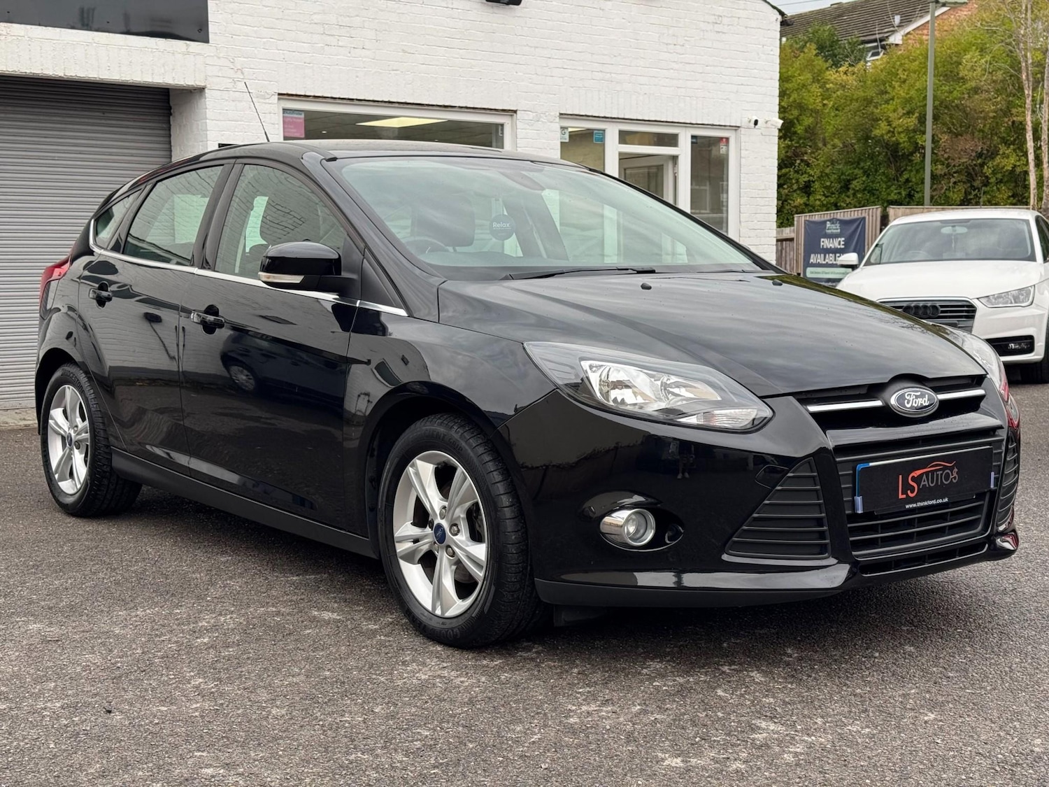 Used Ford Focus 2012 for sale - 76480570: Photo 2