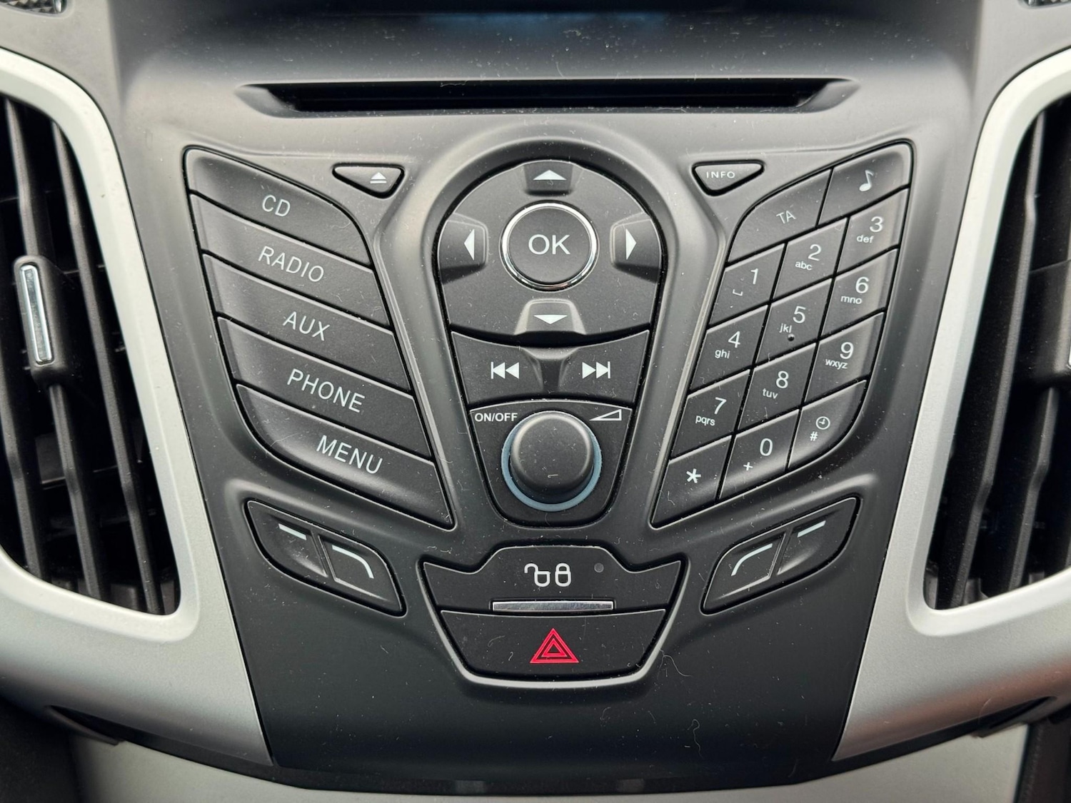 Used Ford Focus 2012 for sale - 76480570: Photo 38