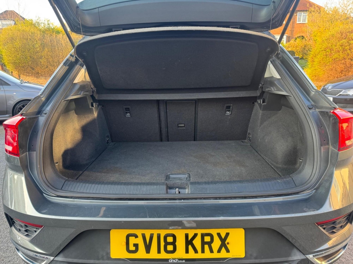 Used Volkswagen T-Roc 2018 for sale - 77959101: Photo 32