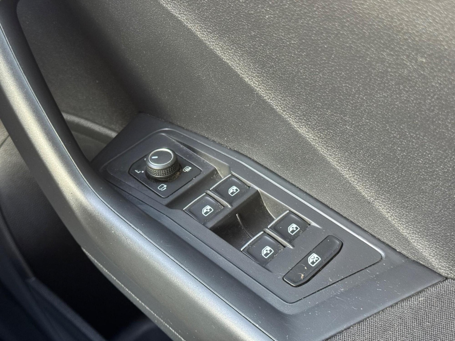 Used Volkswagen T-Roc 2018 for sale - 77959101: Photo 37