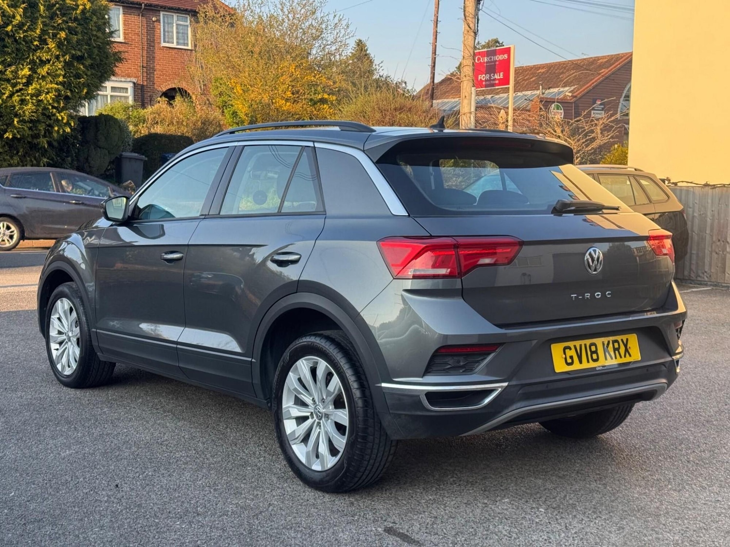 Used Volkswagen T-Roc 2018 for sale - 77959101: Photo 4