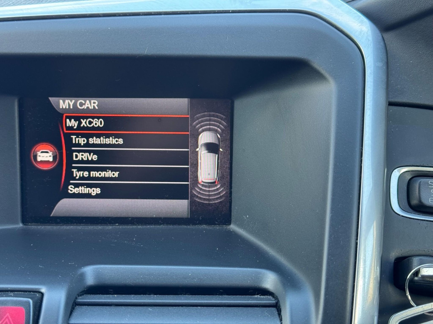 Used Volvo XC60 2015 for sale - 76739197: Photo 37