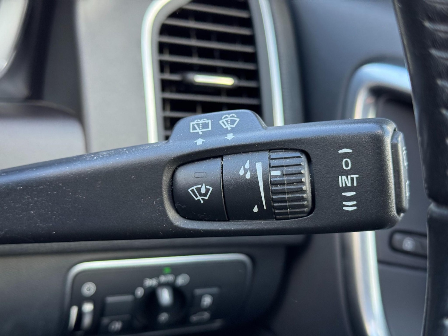 Used Volvo XC60 2015 for sale - 76739197: Photo 47