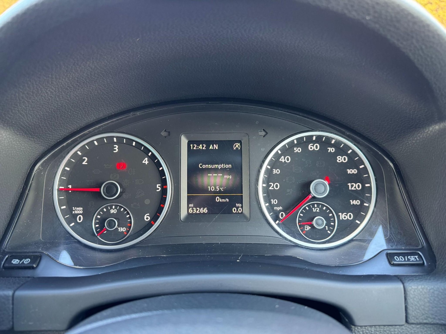 Used Volkswagen Tiguan 2015 for sale - 76739198: Photo 23