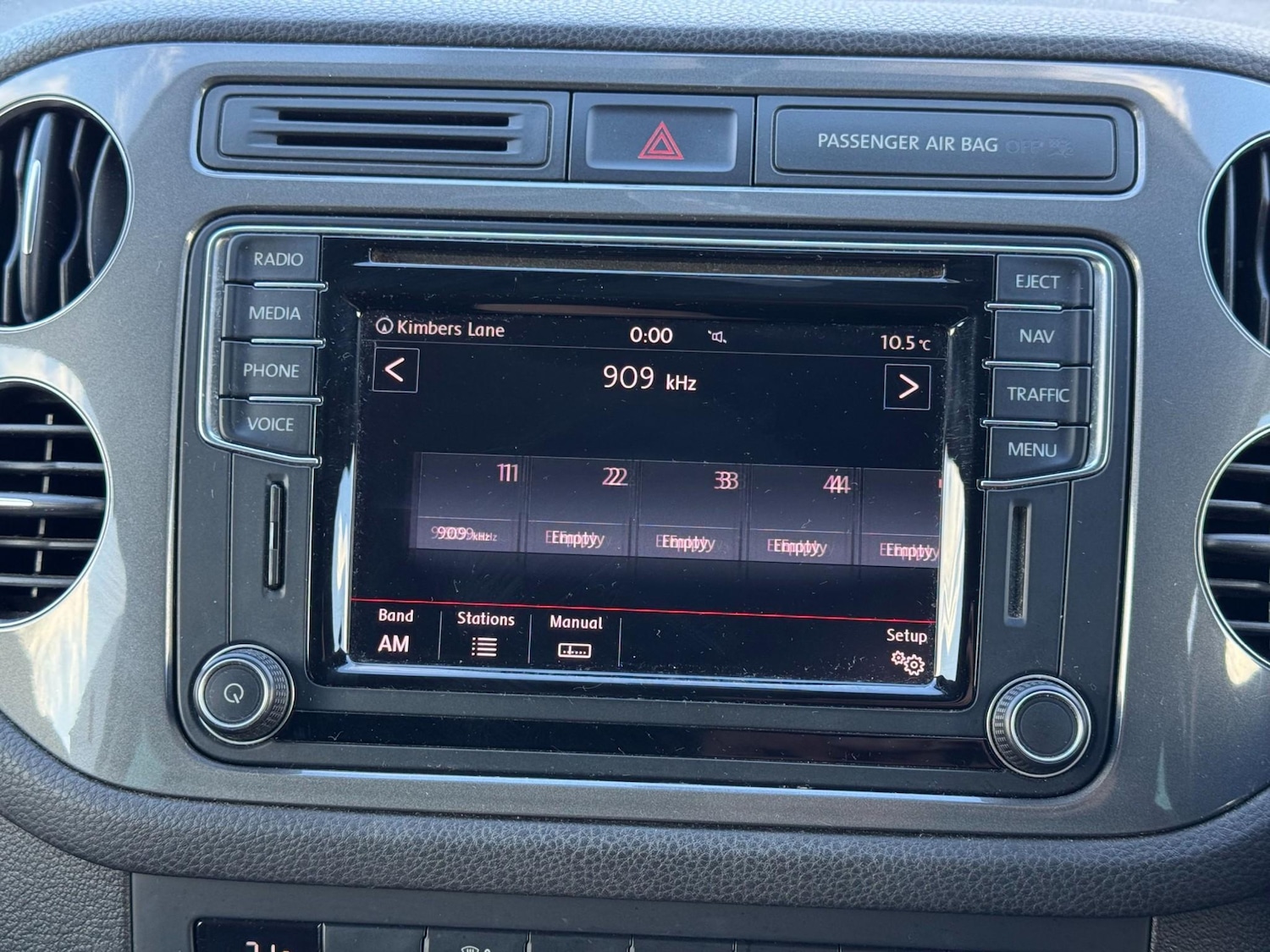 Used Volkswagen Tiguan 2015 for sale - 76739198: Photo 28