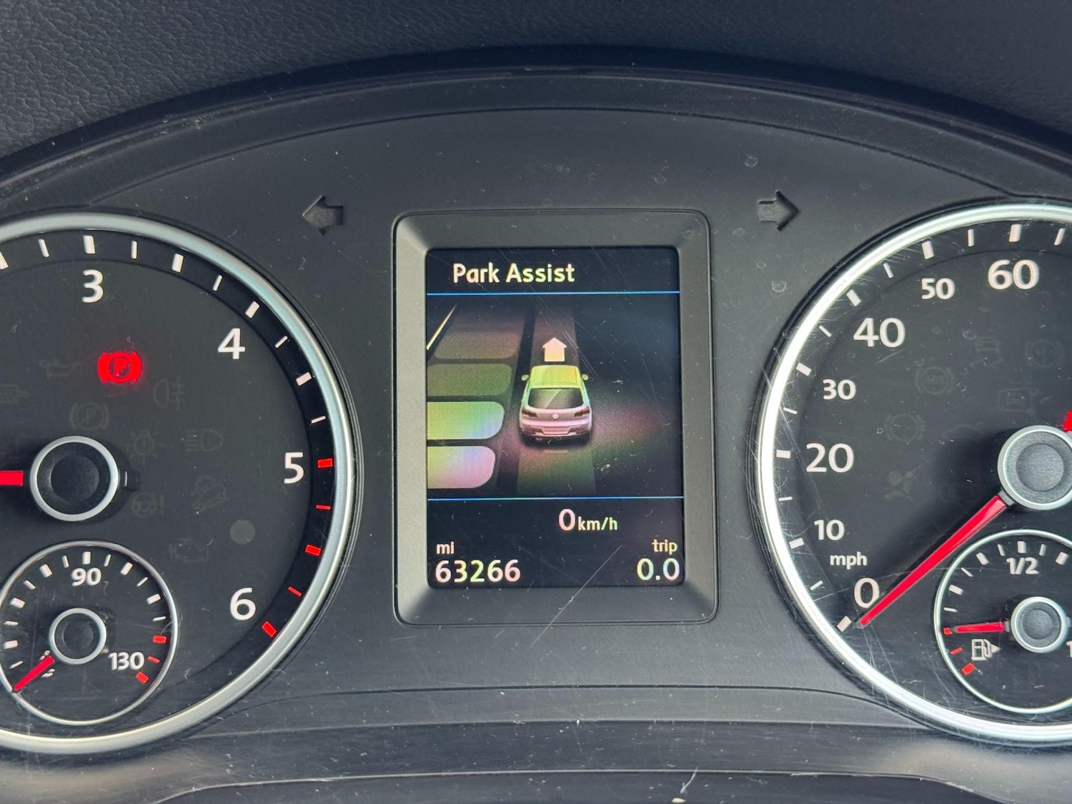 Used Volkswagen Tiguan 2015 for sale - 76739198: Photo 45