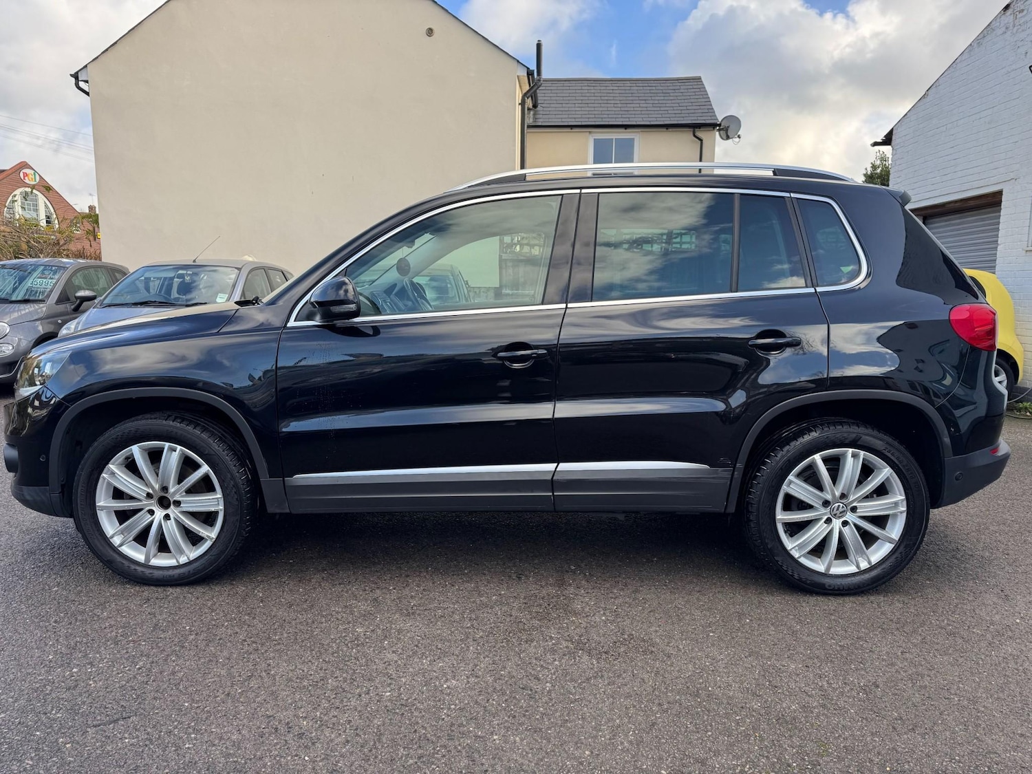 Used Volkswagen Tiguan 2015 for sale - 76739198: Photo 7