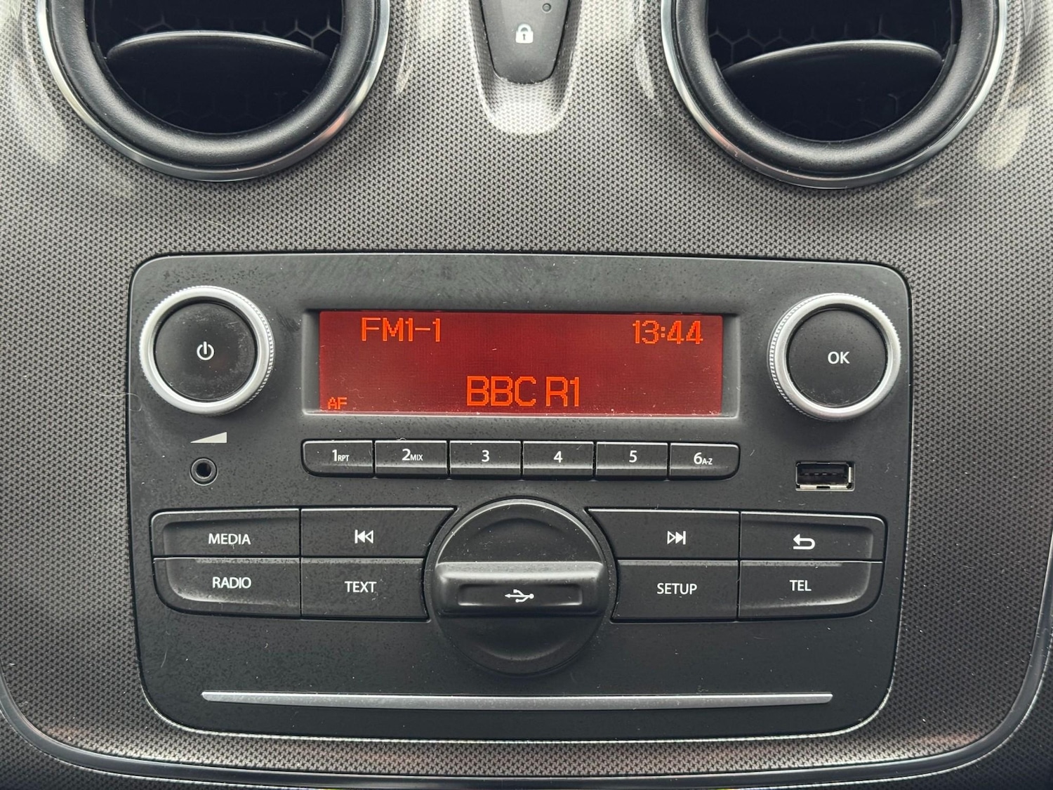 Used Dacia Sandero Stepway 2017 for sale - 77152406: Photo 24