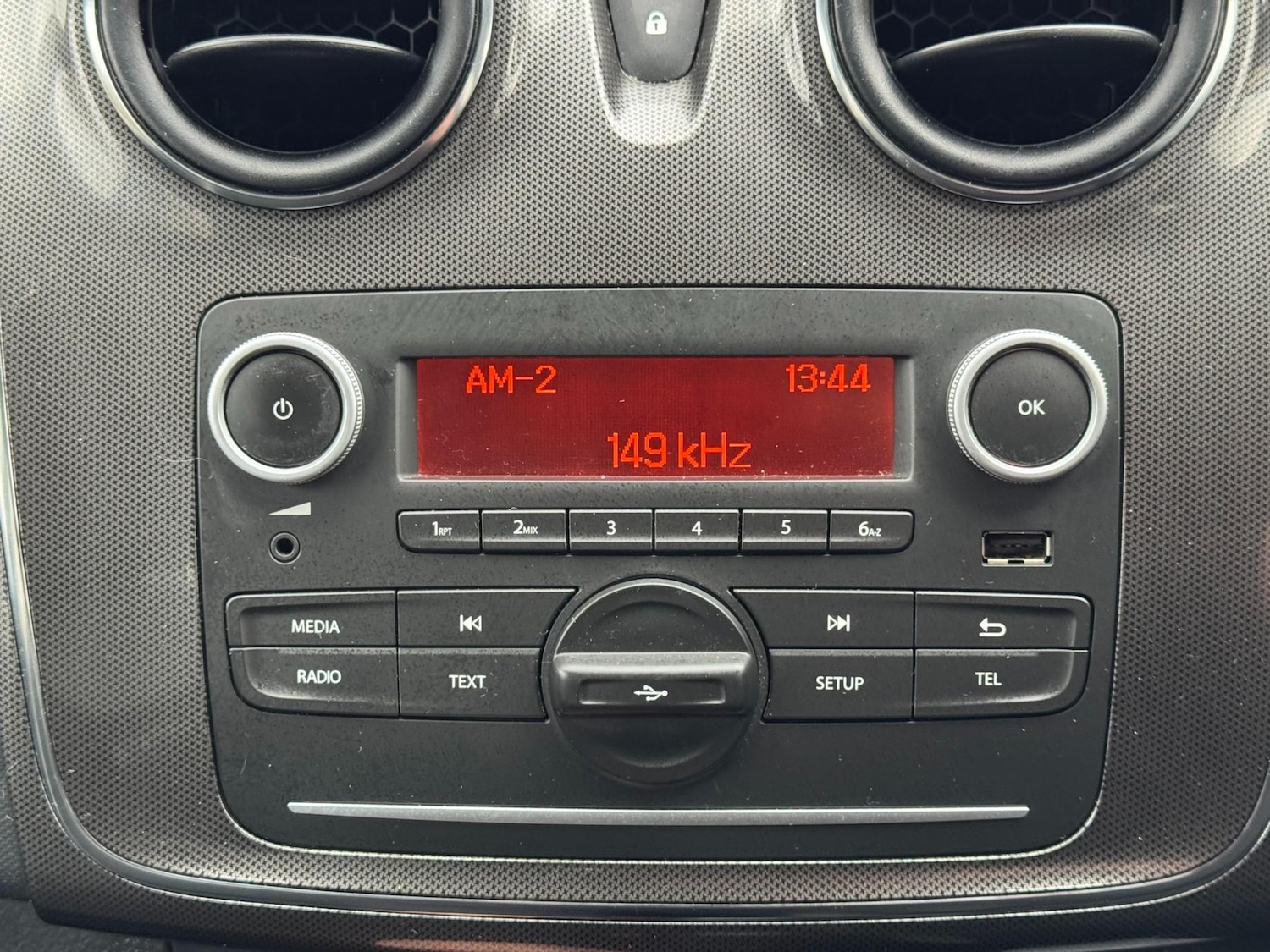 Used Dacia Sandero Stepway 2017 for sale - 77152406: Photo 27