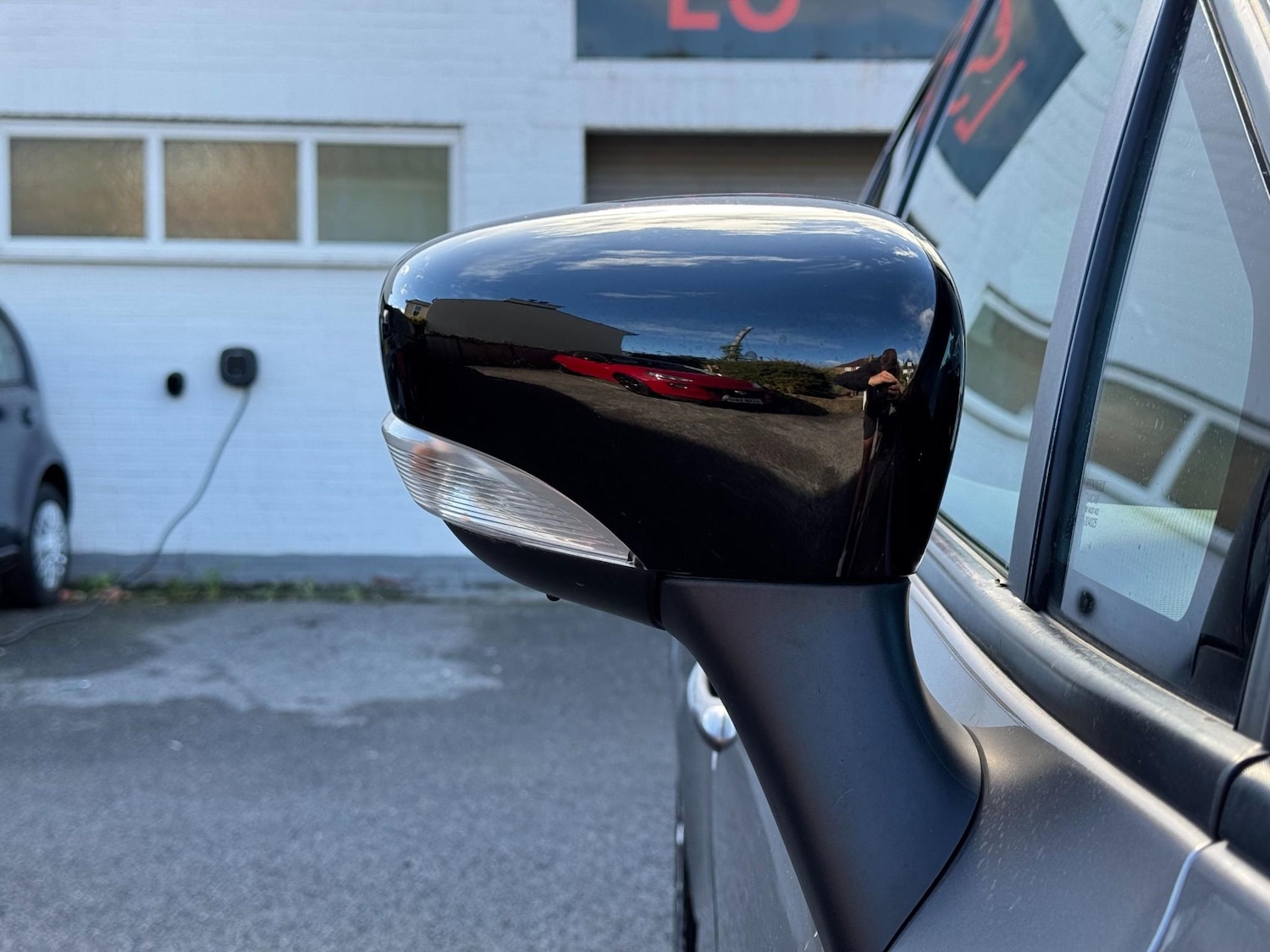 Used Renault Clio 2014 for sale - 76372166: Photo 47