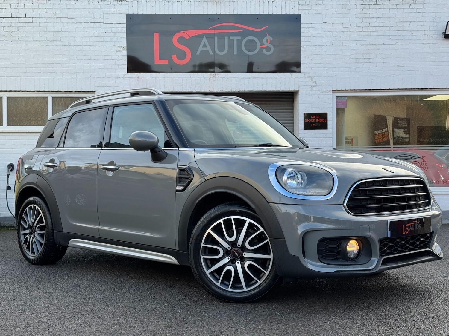 Used MINI Countryman 2019 for sale - 77020184: Photo 1
