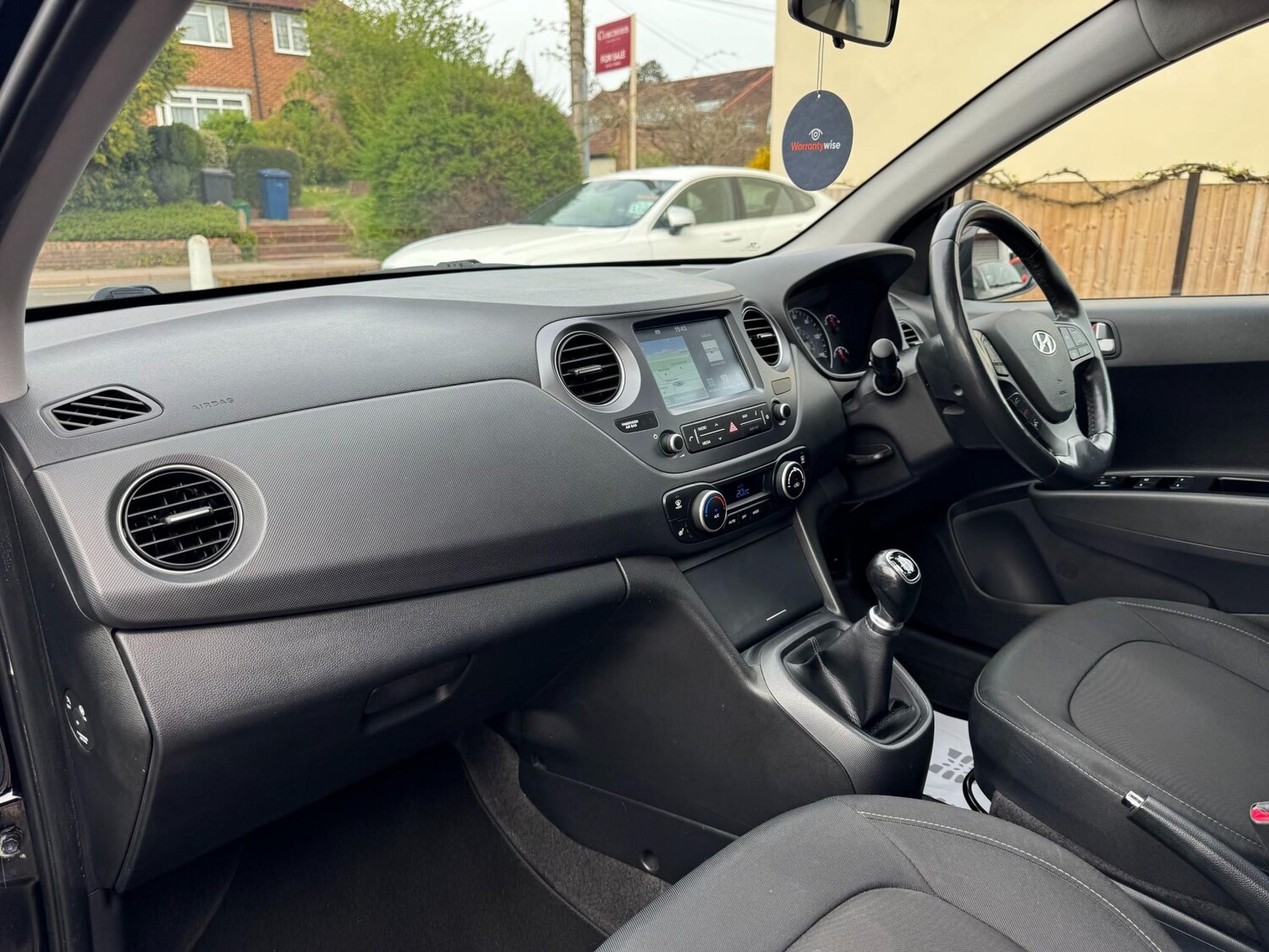 Used Hyundai i10 2018 for sale - 78205923: Photo 21