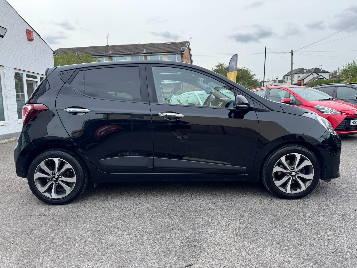 Used Hyundai i10 2018 for sale - 78205923: Photo 3