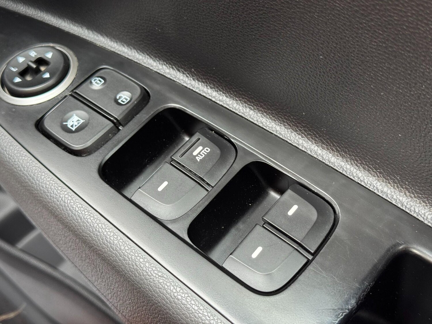 Used Hyundai i10 2018 for sale - 78205923: Photo 55