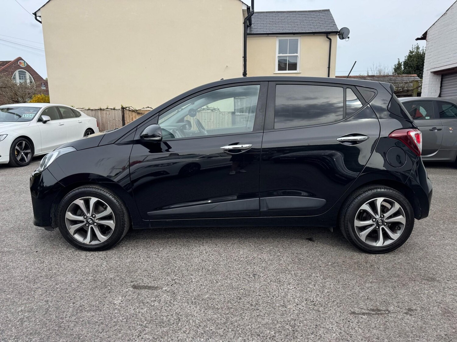 Used Hyundai i10 2018 for sale - 78205923: Photo 7