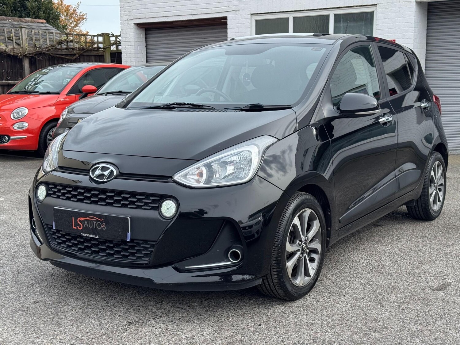 Used Hyundai i10 2018 for sale - 78205923: Photo 8