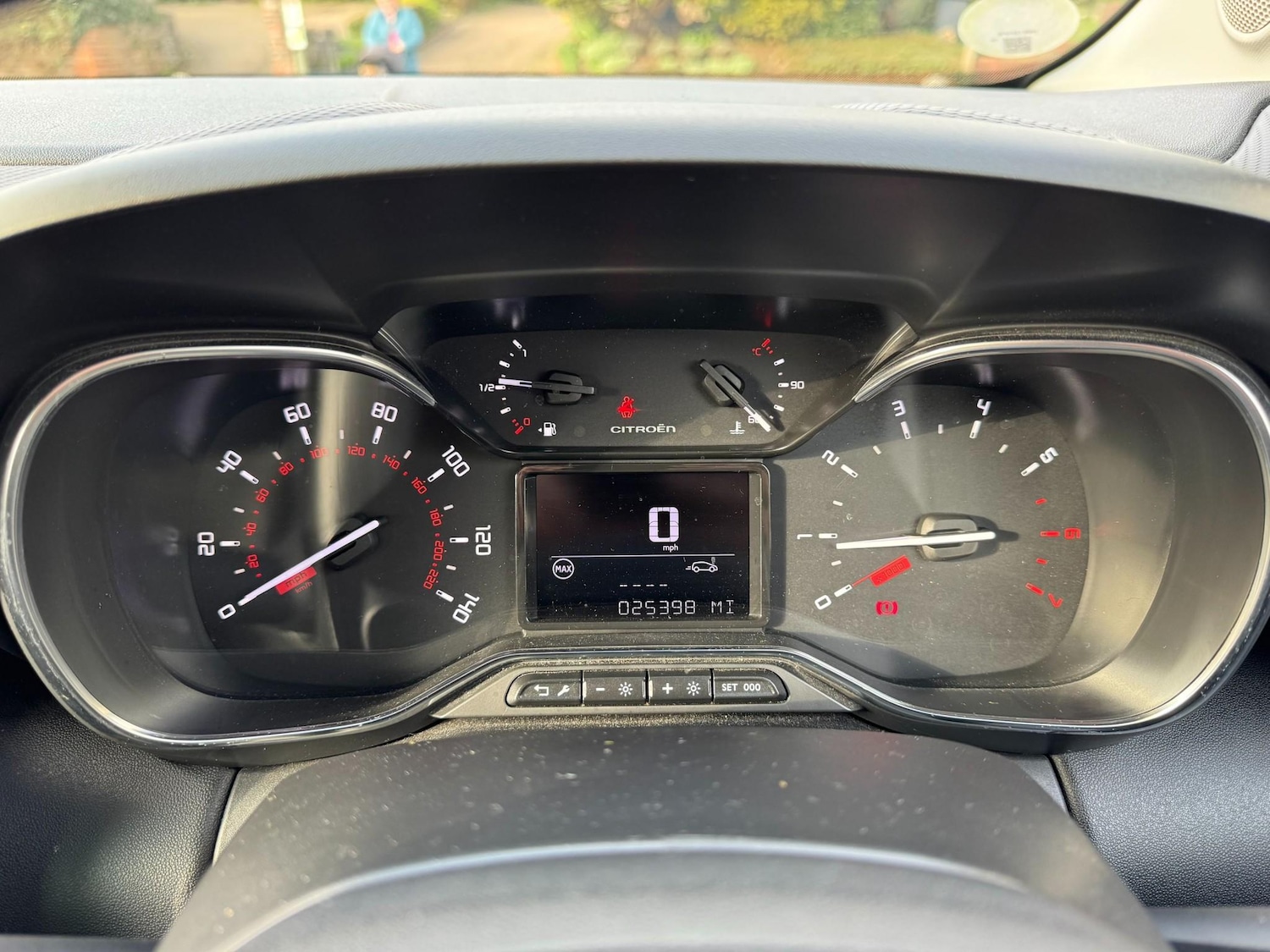 Used Citroen C3 Aircross 2018 for sale - 77804928: Photo 24