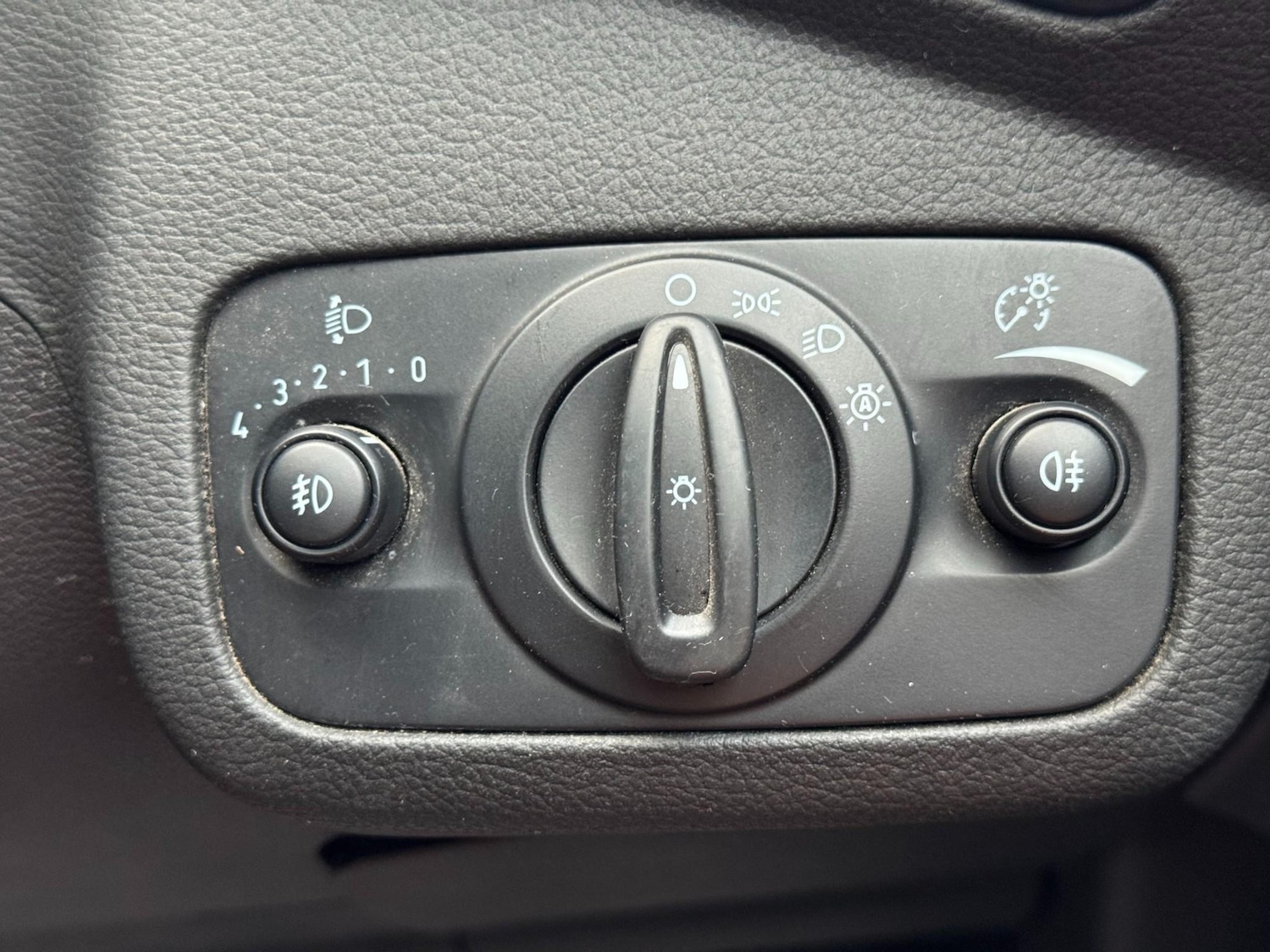 Used Ford Kuga 2018 for sale - 76581339: Photo 53