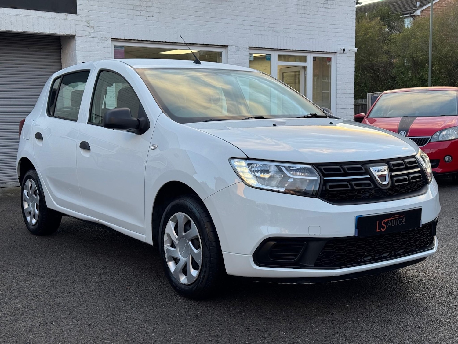Used Dacia Sandero 2019 for sale - 77359731: Photo 2