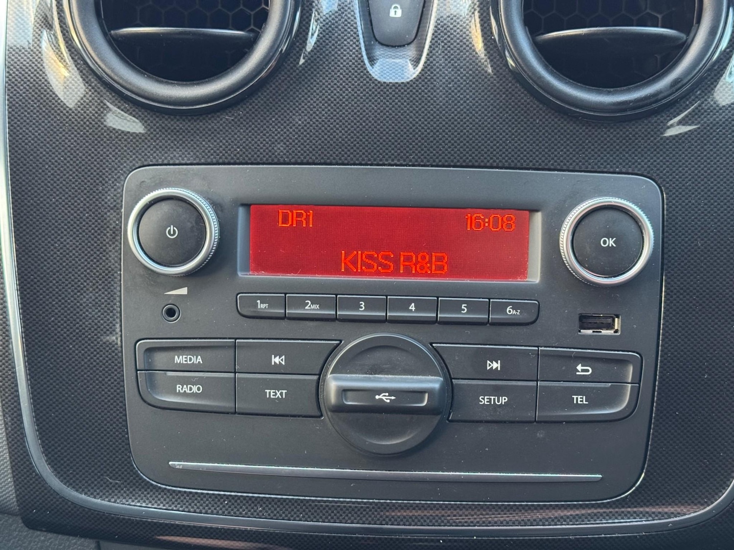 Used Dacia Sandero 2019 for sale - 77359731: Photo 25