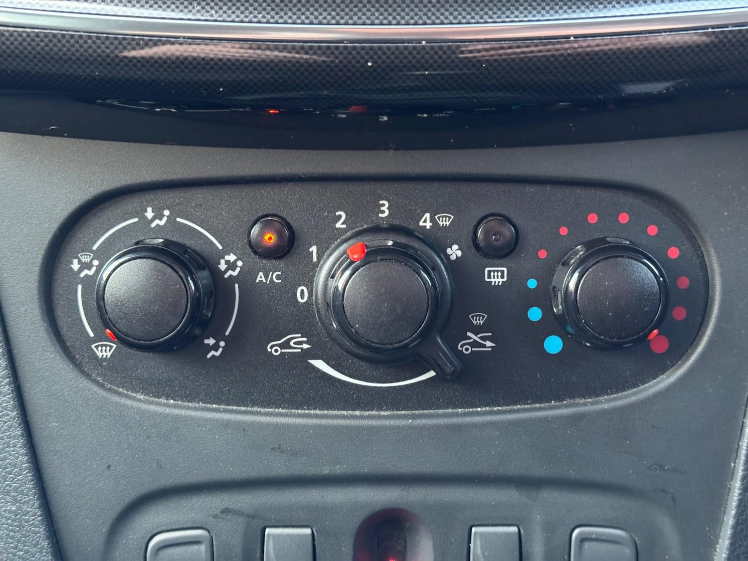 Used Dacia Sandero 2019 for sale - 77359731: Photo 31