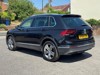 Used Volkswagen Tiguan 2016 for sale - 79154508: Photo