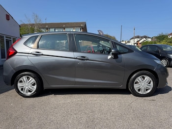 Used Honda Jazz 2018 for sale - 75602221: Photo