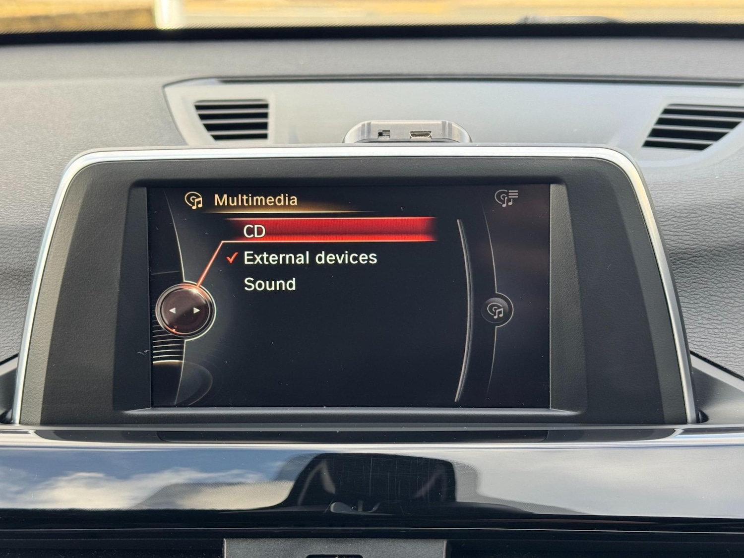 Used BMW X1 2017 for sale - 77301590: Photo 32