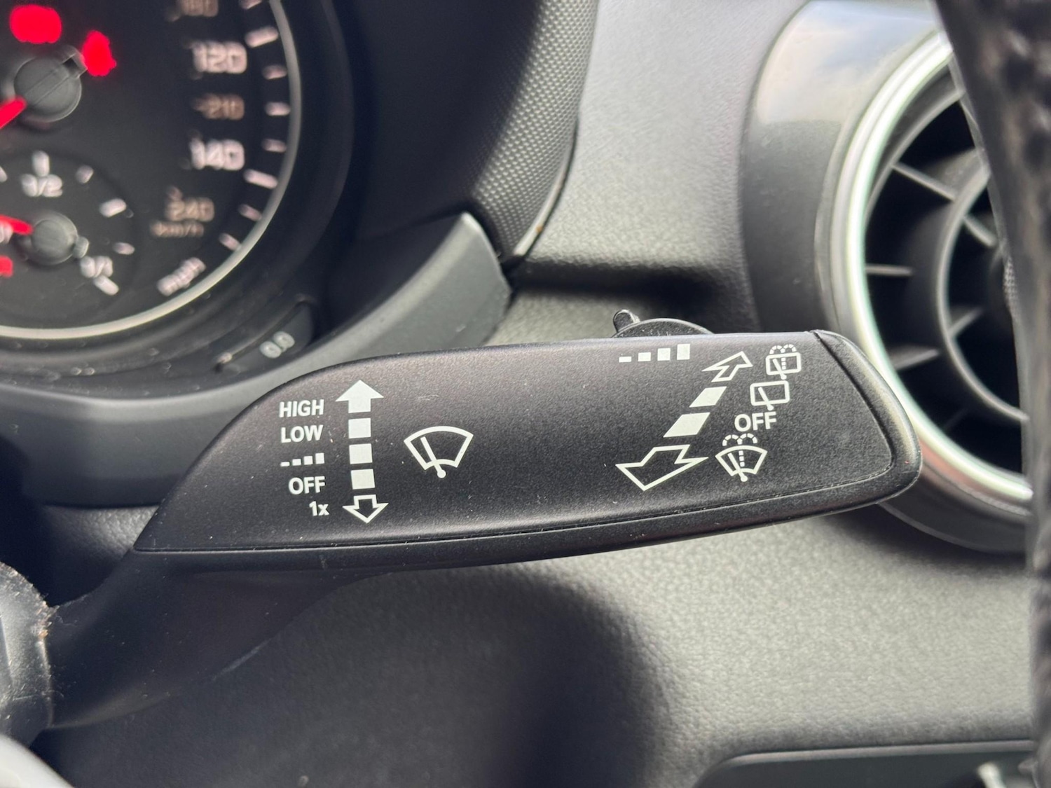 Used Audi A1 2012 for sale - 76783167: Photo 42