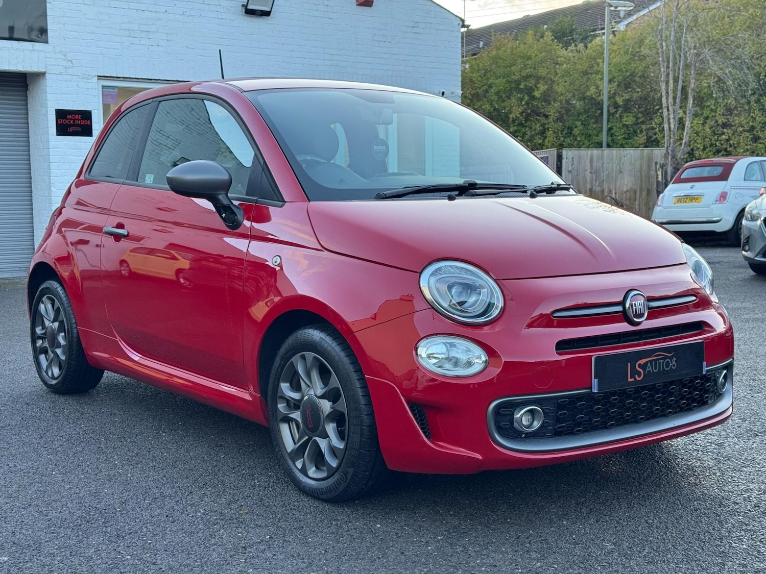 Used Fiat 500 2017 for sale - 76783166: Photo 2