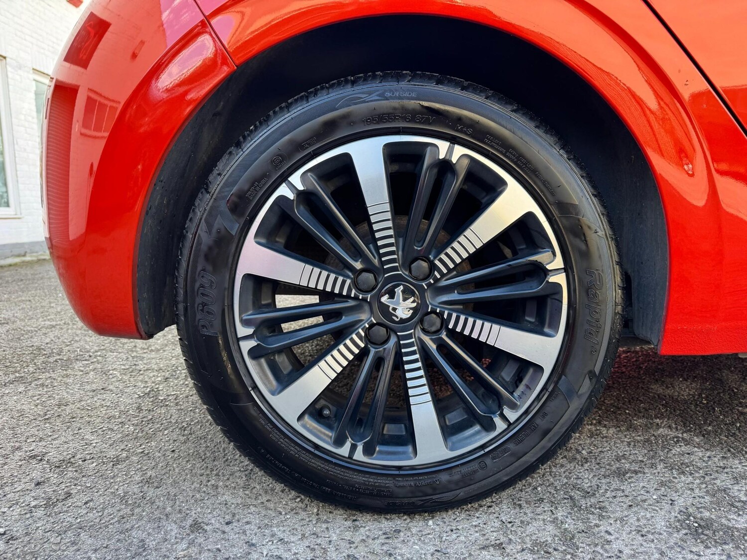 Used Peugeot 208 2017 for sale - 78021112: Photo 12