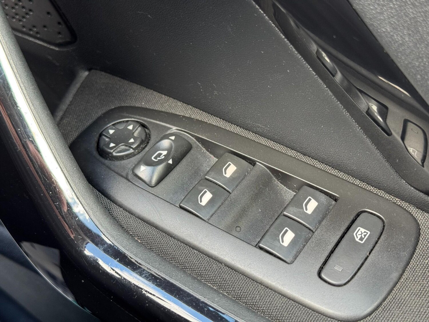 Used Peugeot 208 2017 for sale - 78021112: Photo 46