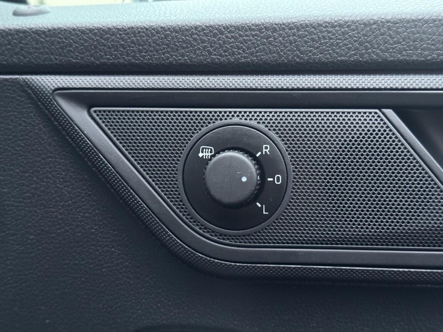 Used Skoda Fabia 2015 for sale - 77849091: Photo 45