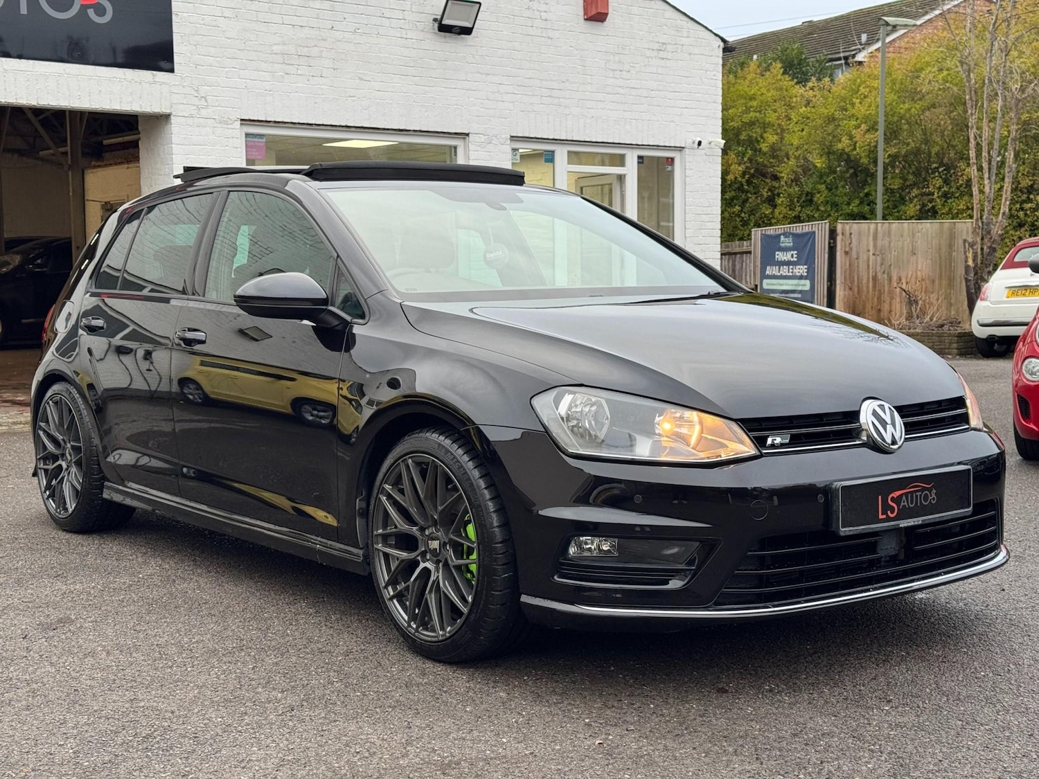 Used Volkswagen Golf 2016 for sale - 76836421: Photo 2