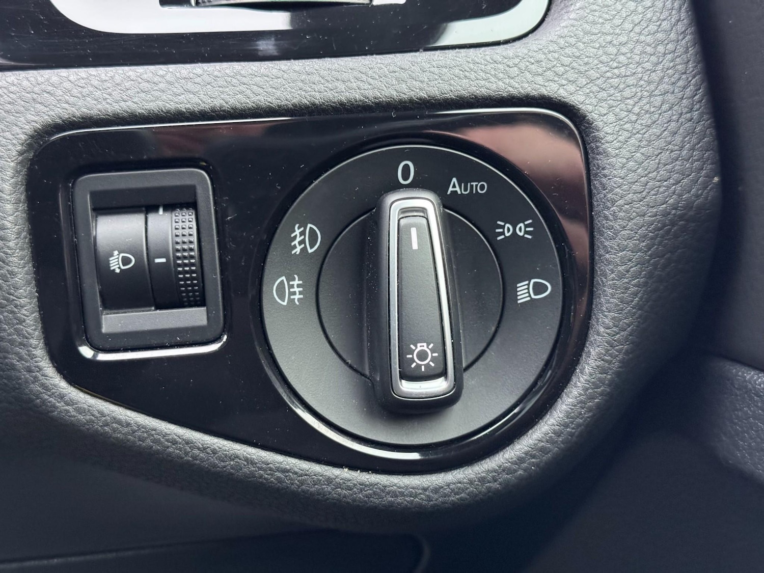 Used Volkswagen Golf 2016 for sale - 76836421: Photo 53