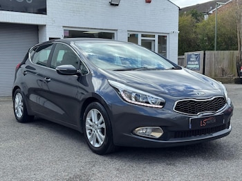 Used Kia Ceed 2015 for sale - 77654045: Photo