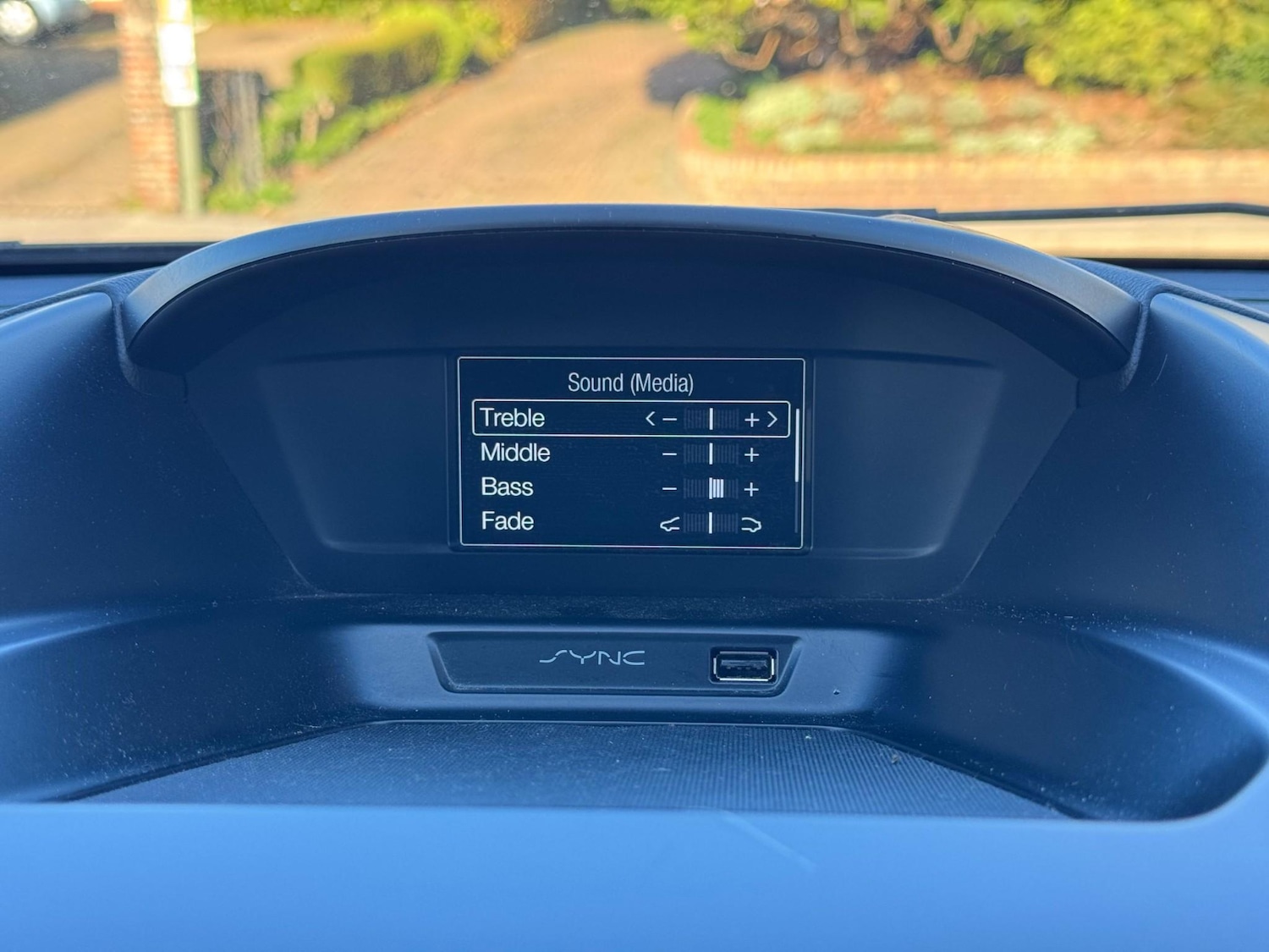 Used Ford Kuga 2017 for sale - 76716047: Photo 32