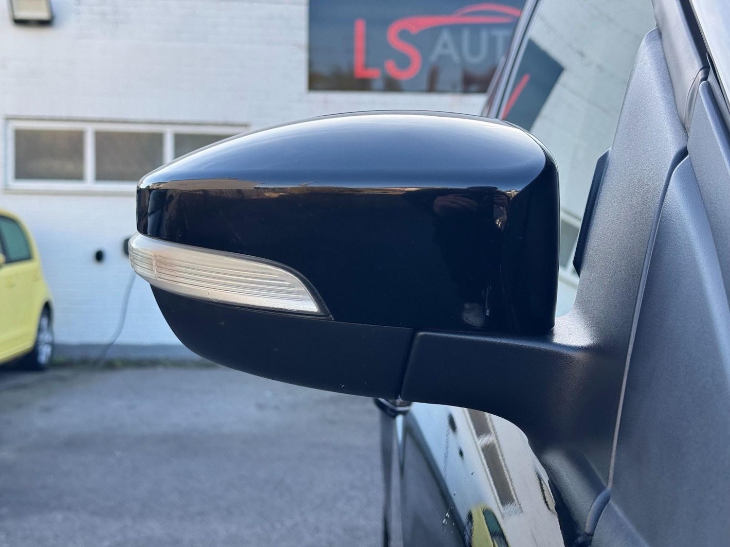 Used Ford Kuga 2017 for sale - 76716047: Photo 46