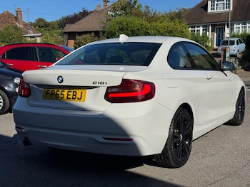 Used BMW 2 Series 2015 for sale - 75830087: Photo