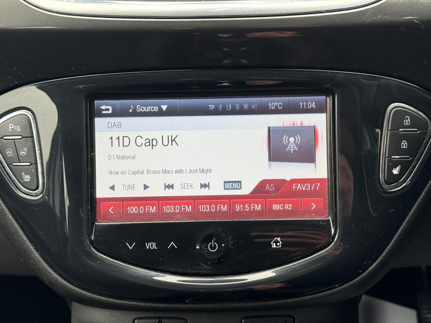 Used Vauxhall Corsa 2015 for sale - 77462915: Photo 25