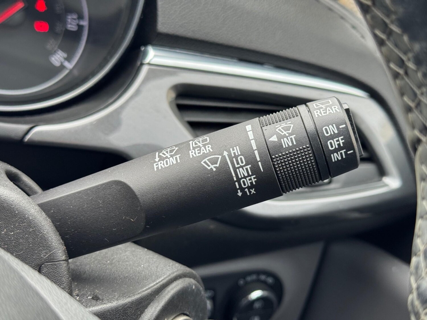 Used Vauxhall Corsa 2015 for sale - 77462915: Photo 42