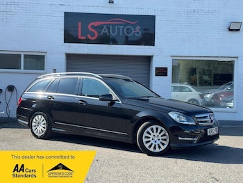 Used Mercedes-Benz C Class 2013 for sale - 79393855: Photo