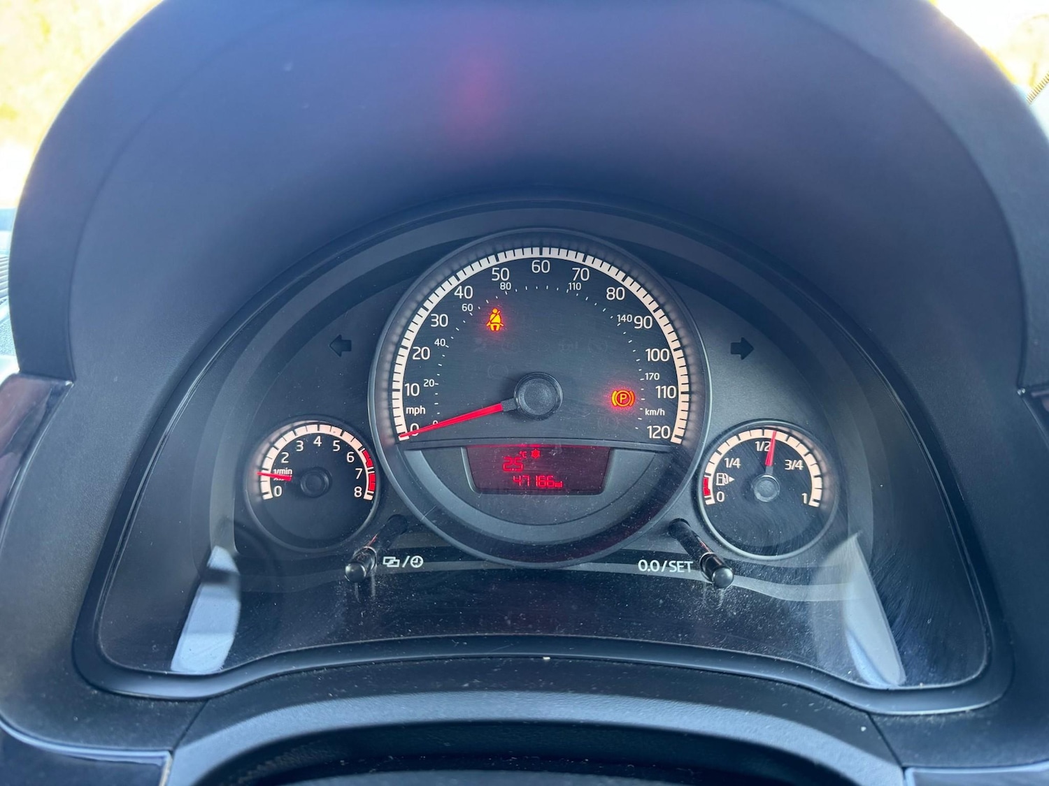 Used Volkswagen up! 2015 for sale - 76716048: Photo 24