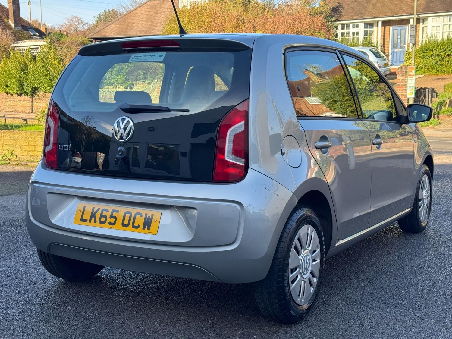 Used Volkswagen up! 2015 for sale - 76716048: Photo 4