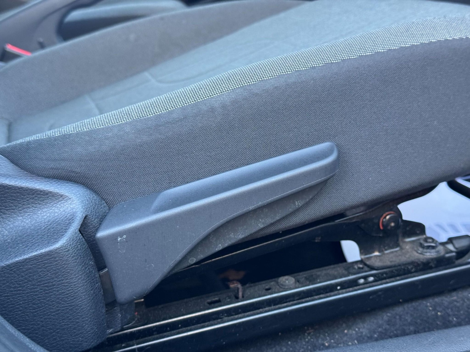 Used Volkswagen up! 2015 for sale - 76716048: Photo 40