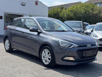 Used Hyundai i20 2017 for sale - 79538071: Photo