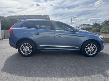 Used Volvo XC60 2015 for sale - 79393850: Photo